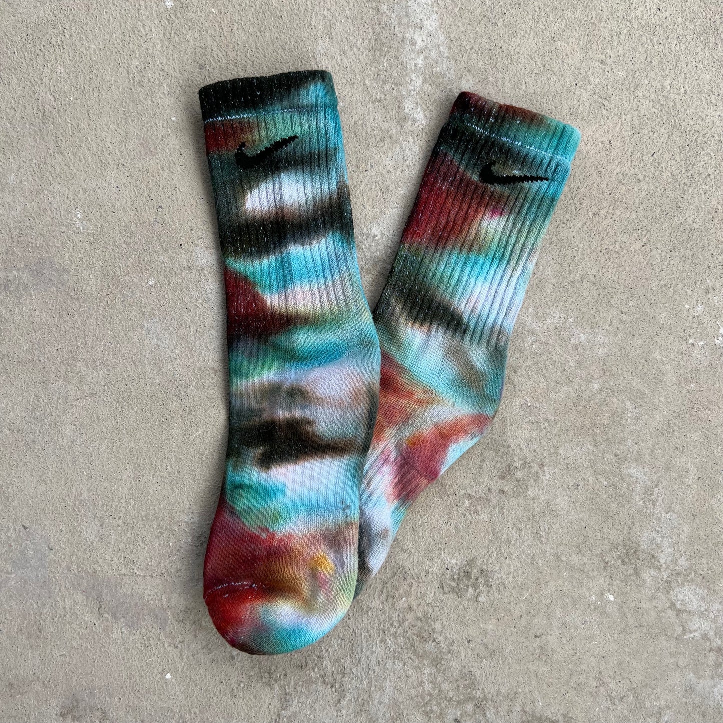 WATERCOLOR TIE DYE NIKE SOCKS | NATN'L PARK