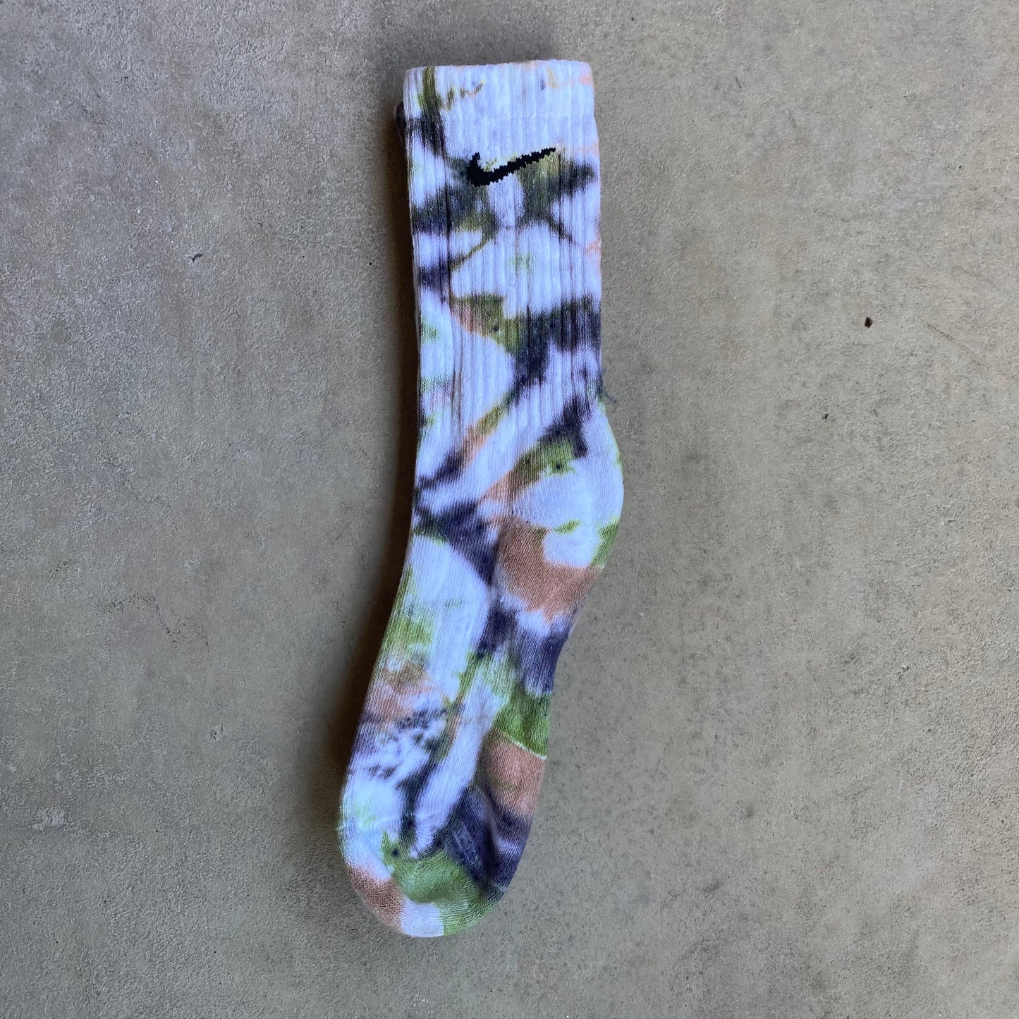 COLORSPLASH TIE DYE NIKE SOCKS | CAMO