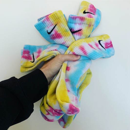 COLORSPLASH TIE DYE NIKE SOCKS | SUMMER LOVIN'